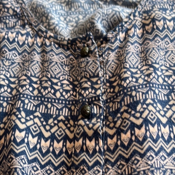 Vintage Kirra Blue and Cream Geometric Sleeveless Bohemian Top with Tie - Picture 7 of 13